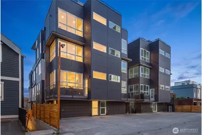 2328 A Franklin Avenue E, Seattle, WA 98102 - Photo 2