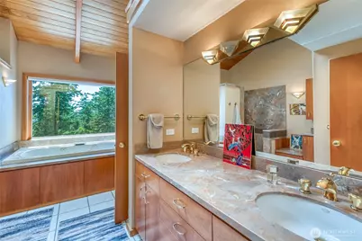 421 Scott Hill Drive, Orcas Island, WA 98280 - Photo 16