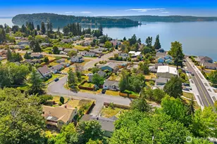 307 4th St, Steilacoom, WA 98388 - Photo 34