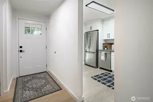 1607 102nd Pl NE, Bellevue, WA 98004 - Photo 4