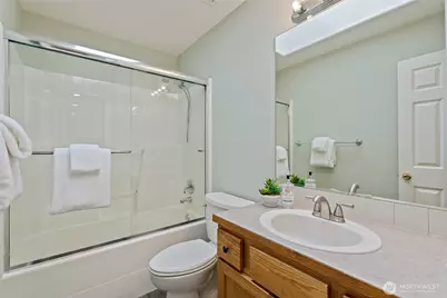 13235 124th Court NE, Kirkland, WA 98034 - Photo 36