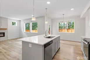 121 171st Pl SW, Bothell, WA 98012 - Photo 14
