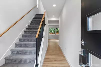 121 171st Place SW #A, Bothell, WA 98012 - Photo 2