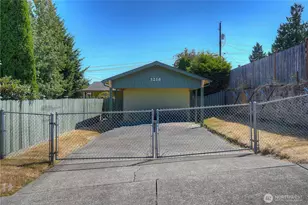 3216 S 15th St, Tacoma, WA 98405 - Photo 6