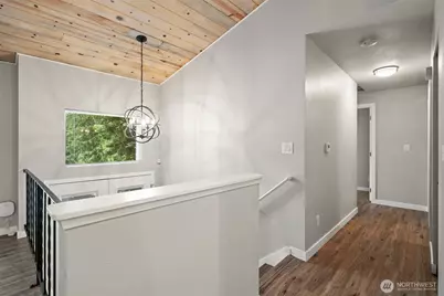 7540 Grahns Lane NE, Bremerton, WA 98311 - Photo 4