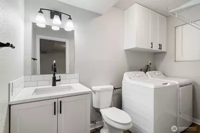 7540 Grahns Lane NE, Bremerton, WA 98311 - Photo 32