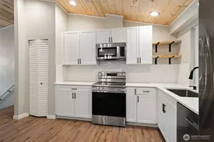7540 Grahns Ln NE, Bremerton, WA 98311 - Photo 16