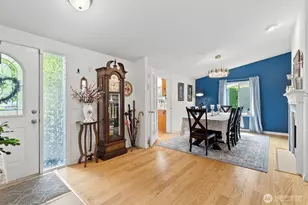 27229 217th Pl SE, Maple Valley, WA 98038 - Photo 4