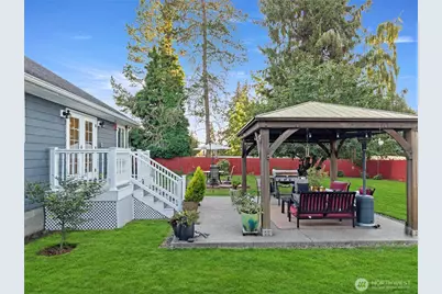 8105 44th Street W, University Place, WA 98466 - Photo 36
