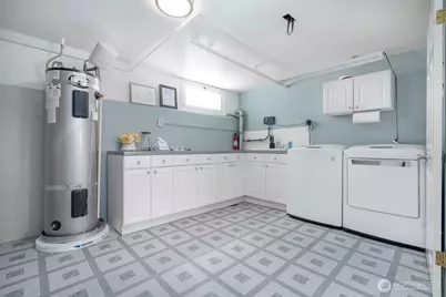 1010 Daley Street, Edmonds, WA 98020 - Photo 18