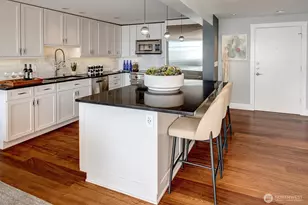 3717 Beach Dr SW, Seattle, WA 98116 - Photo 20