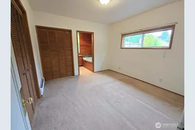 1302 33rd Avenue NE, Olympia, WA 98506 - Photo 6
