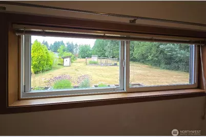 1302 33rd Avenue NE, Olympia, WA 98506 - Photo 8