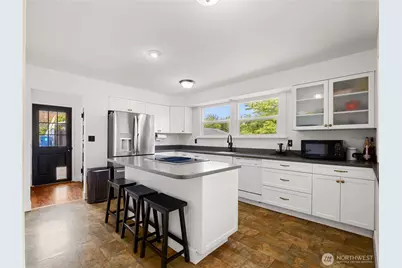16427 109th Avenue SE, Renton, WA 98055 - Photo 10