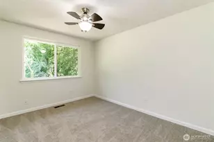 12416 SE 201st Pl, Kent, WA 98031 - Photo 14