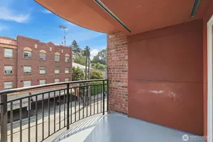 1417 Queen Anne Ave N, Seattle, WA 98109 - Photo 16