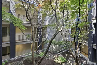 1417 Queen Anne Avenue N #303, Seattle, WA 98109 - Photo 2