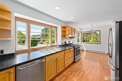 380 C Street, Friday Harbor, WA 98250 - Photo 10
