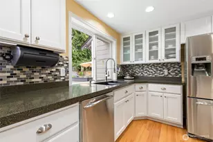 3025 161st St SE, Mill Creek, WA 98012 - Photo 14