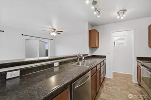 2405 104th Ave SE, Lake Stevens, WA 98258 - Photo 2