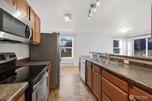 2405 104th Ave SE, Lake Stevens, WA 98258 - Photo 4
