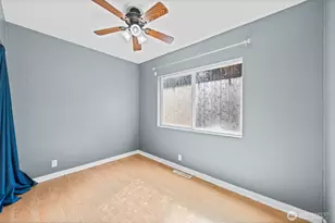 1421 N 32nd St, Renton, WA 98056 - Photo 22