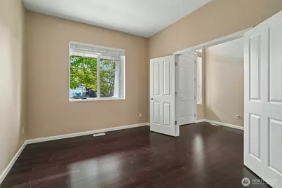 1221 68th Loop SE, Auburn, WA 98902 - Photo 8