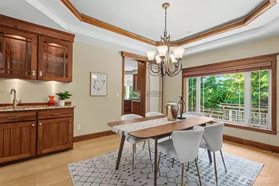 13128 SE Newport Way, Bellevue, WA 98006 - Photo 8