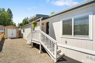 31108 3rd Ave, Black Diamond, WA 98010 - Photo 22