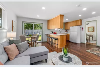 4303 225th Street SW, Mountlake Terrace, WA 98043 - Photo 10