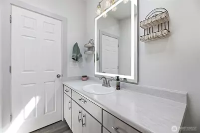 209 16th St SW, Puyallup, WA 98371 - Photo 12