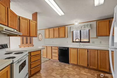 812 68th Avenue E, Fife, WA 98424 - Photo 20