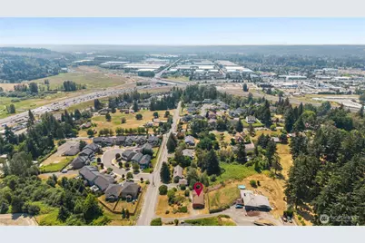 812 68th Avenue E, Fife, WA 98424 - Photo 10