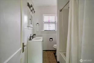 3614 S Ainsworth Ave, Tacoma, WA 98418 - Photo 8