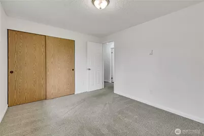 210 E 36th Street #B, Tacoma, WA 98404 - Photo 18