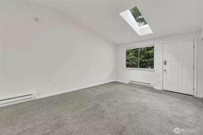 210 E 36th Street #B, Tacoma, WA 98404 - Photo 6