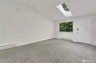 210 E 36th St, Tacoma, WA 98404 - Photo 6