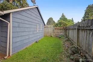 10255 41st Ave SW, Seattle, WA 98146 - Photo 20
