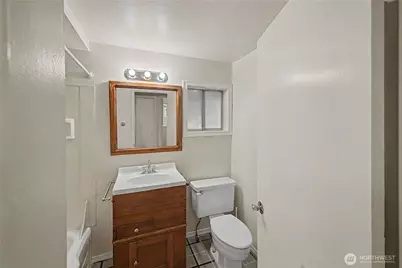 10255 41st Avenue SW, Seattle, WA 98146 - Photo 12