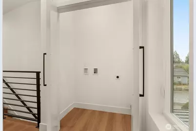 9215 12th Avenue NE #B, Seattle, WA 98115 - Photo 16