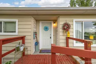380 E Pole Rd, Lynden, WA 98264 - Photo 4
