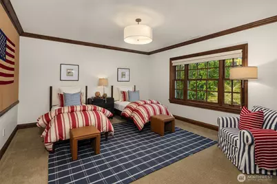2045 250th Place NE, Sammamish, WA 98074 - Photo 28