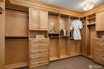 2045 250th Place NE, Sammamish, WA 98074 - Photo 24