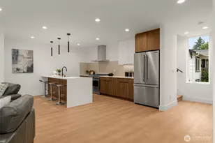 9215 12th Ave NE, Seattle, WA 98115 - Photo 10