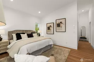 9215 12th Ave NE, Seattle, WA 98115 - Photo 24