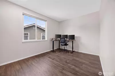 12712 Admiralty Way #B301, Everett, WA 98204 - Photo 6