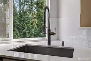 12712 Admiralty Way, Everett, WA 98204 - Photo 14