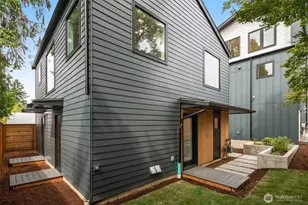 9211 12th Ave NE, Seattle, WA 98115 - Photo 4