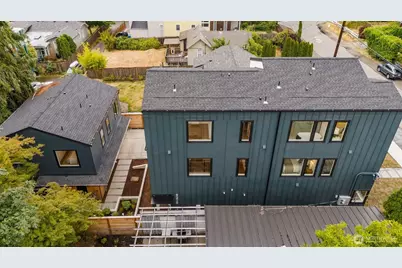 9211 12th Avenue NE, Seattle, WA 98115 - Photo 26