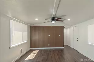 1704 210th St Ct E, Spanaway, WA 98387 - Photo 6